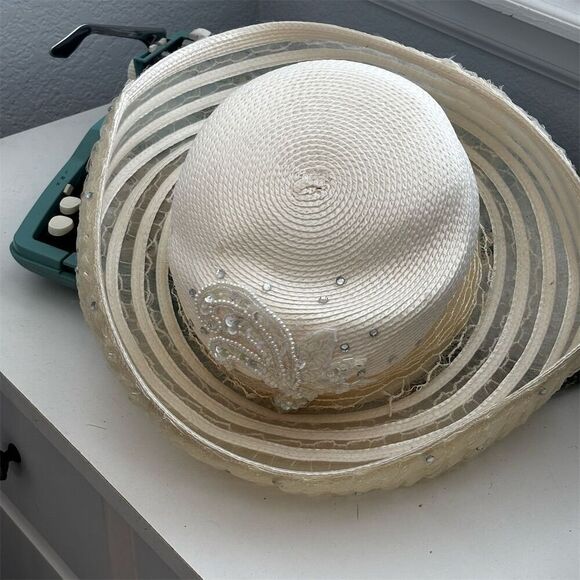 Women's Ivory Wide Brim Straw Hat with Sequins & Floral Appliqué - Picture 7 of 10